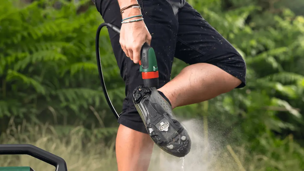 Bosch 06008B6201 Fontus 18V-6 akkus magasnyomású mosó (1 x 2,0 Ah) 6. kép