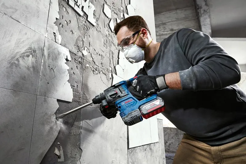 Bosch 0611924021 GBH 185-Li akkus fúrókalapács SDS plus rendszerrel (2x 4,0Ah akkuval + GAL 18V-40 töltővel) 4. kép