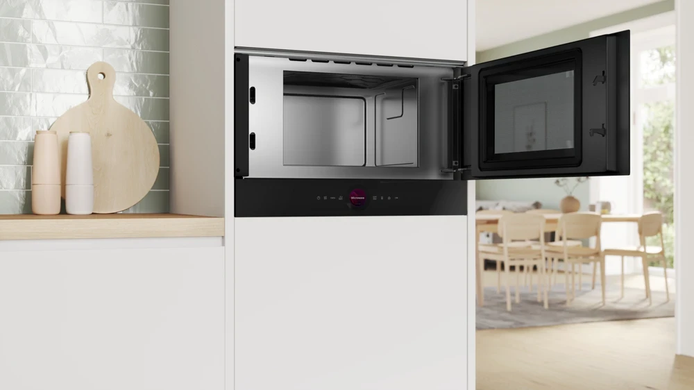 Bosch BFR7221B1  Beépíthető mikrohullámú sütő 2. kép