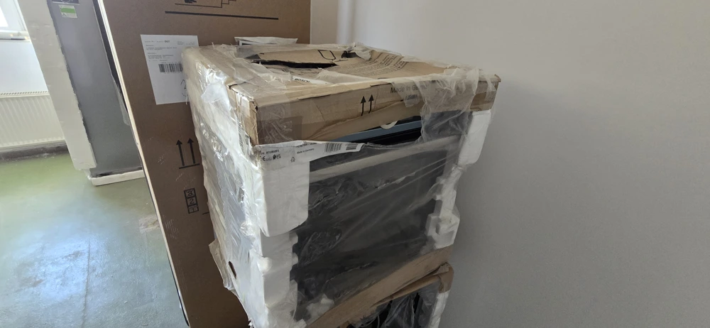 Bosch HBG6764S1/B beépíthető önálló sütő Fő kép